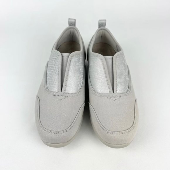 Vionic Denver Gray Canvas Snake Print Slip On Sneaker 6.5 Wide - Picture 2 of 16